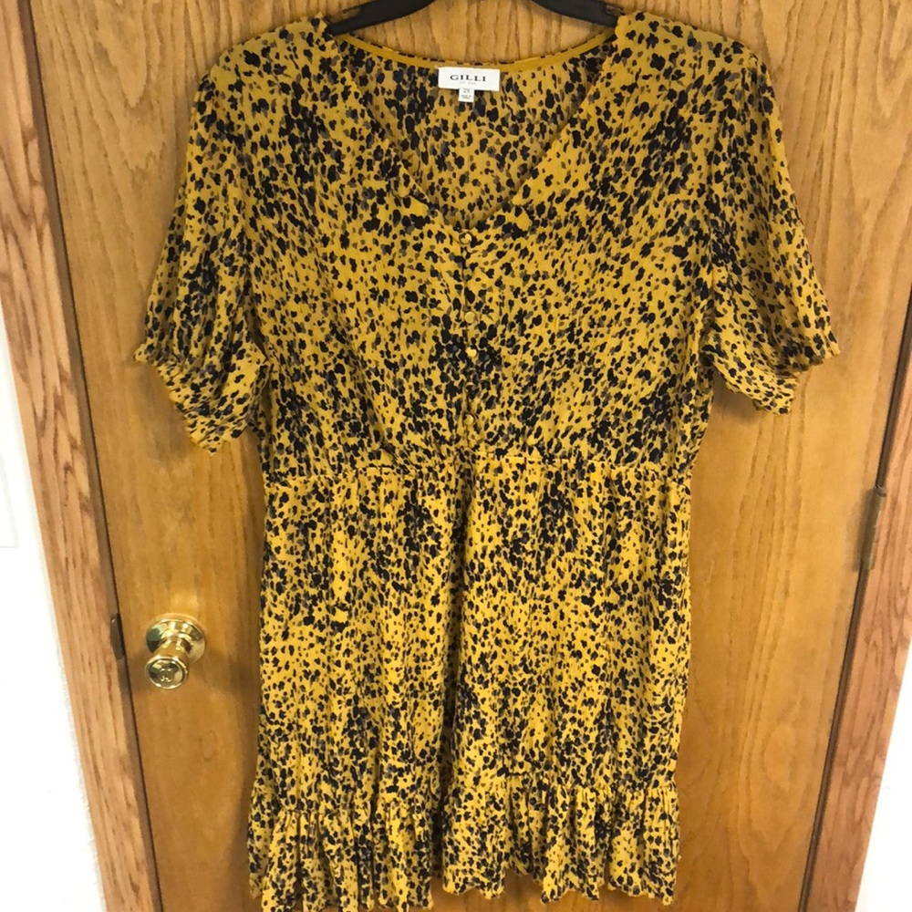 Fun mustard print dress!